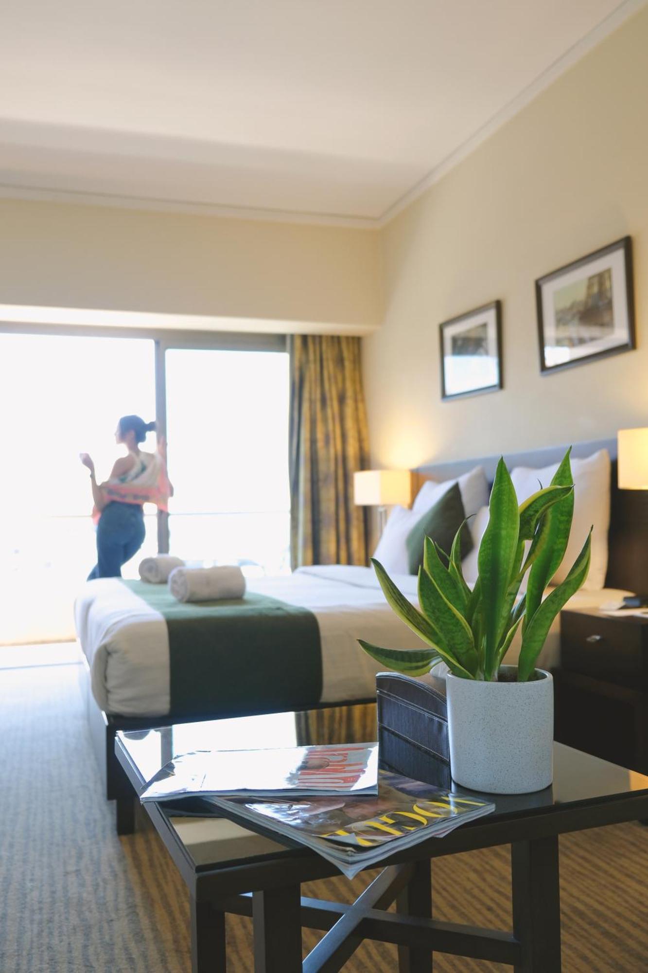 The Parisian Hotel Бейрут Екстер'єр фото