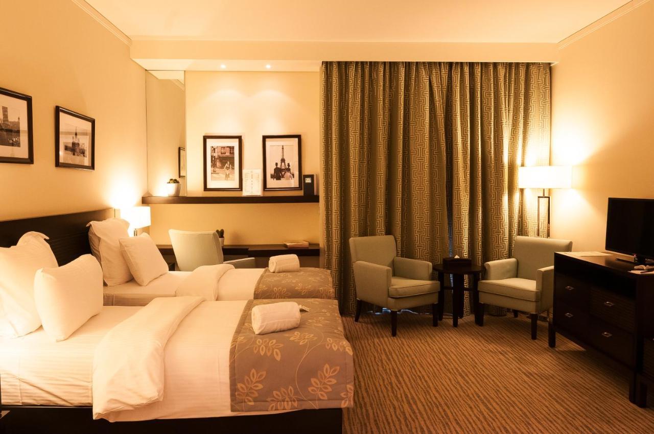 The Parisian Hotel Бейрут Екстер'єр фото